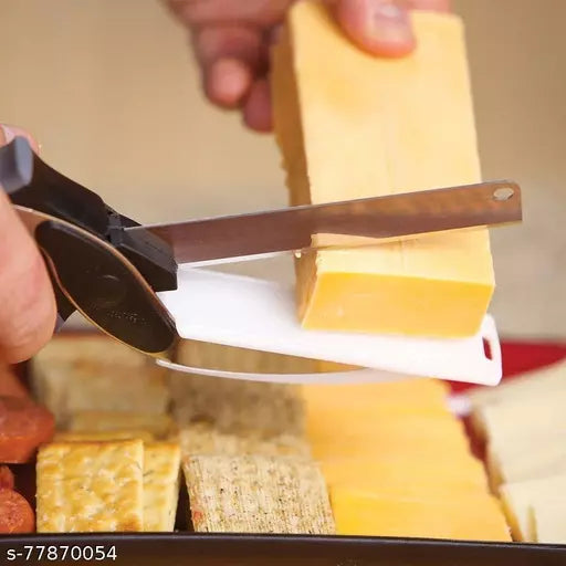 Clever Cutter – 2-in-1 Chopping Board & Scissors