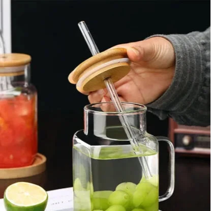 Transparent Airtight Jar-like Glass with Handle and Straw - image 4